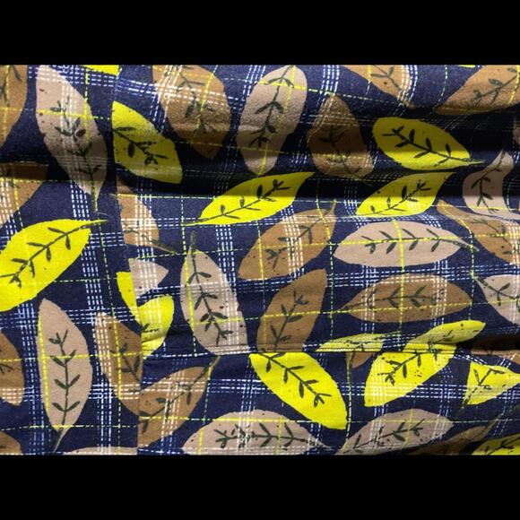 LulaRoe Vibrant Leaf Print Leggings TC - Picture 4 of 9